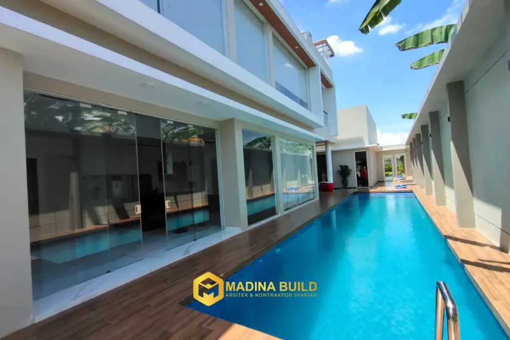 Hasil renovasi rumah dengan kolam renang - Jasa Renovasi Rumah di Karanganyar