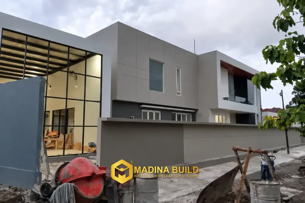 Progres pengerjaan renovasi rumah tahap lanjutan - Jasa Renovasi Rumah di Karanganyar